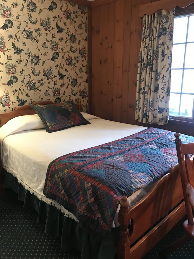 The 1896 House Country Inn - Brookside & Pondside ウィリアムズタウン エクステリア 写真